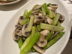 -楚山晓·湖北菜(武汉光谷K11店)