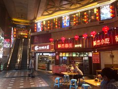 门面-八一好吃街·高品美食广场