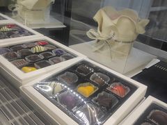 -cocolove创意DIY手工巧克力蛋糕(威高广场店)