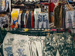 -席娜卡琳火车铁道夜市