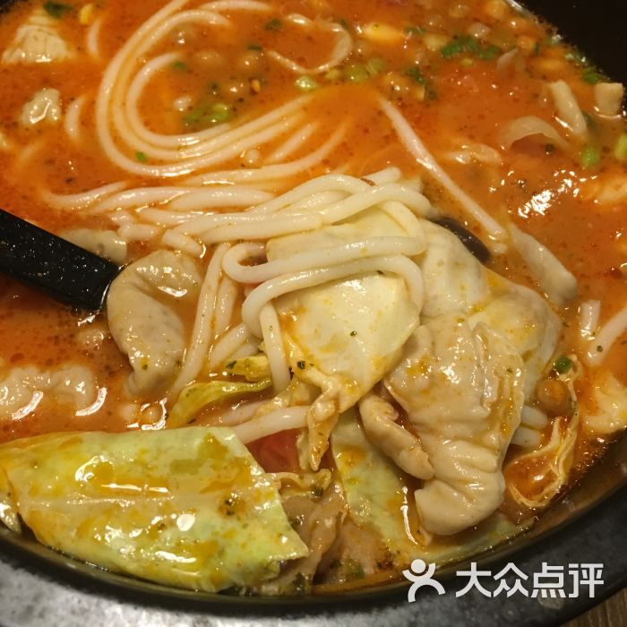 阿香番茄米线加肥肠