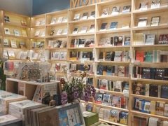 -猫的天空之城概念书店(印象城购物中心店)