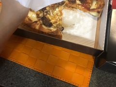 -必胜客(中山北路宅急送店)