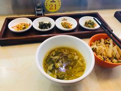 -乡党臊子面(丰庆公园店)