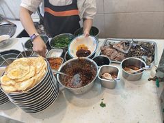 -张氏贵州遵义羊肉粉(伴山名都店)