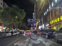 -正宁路小吃夜市