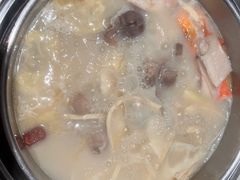 -三人行骨头王火锅(长寿店)