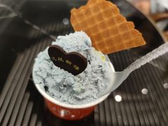 焦糖海盐蝶豆花-高汐尔手工鲜冰淇淋(恒隆广场店)