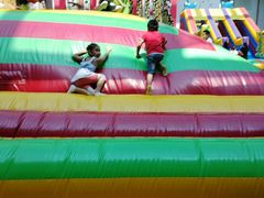 -蒙特利亲子乐园