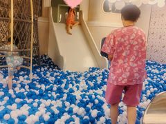 -涨巢·潮玩水疗局