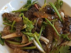 泰式爽口鱼皮-河畔春天时尚餐厅