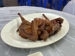 红烧乳鸽-陈根记大牌档