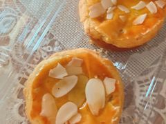芋泥蛋黄酥-鲍师傅糕点(江苏路店)