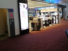 -王权免税店(清迈机场店)