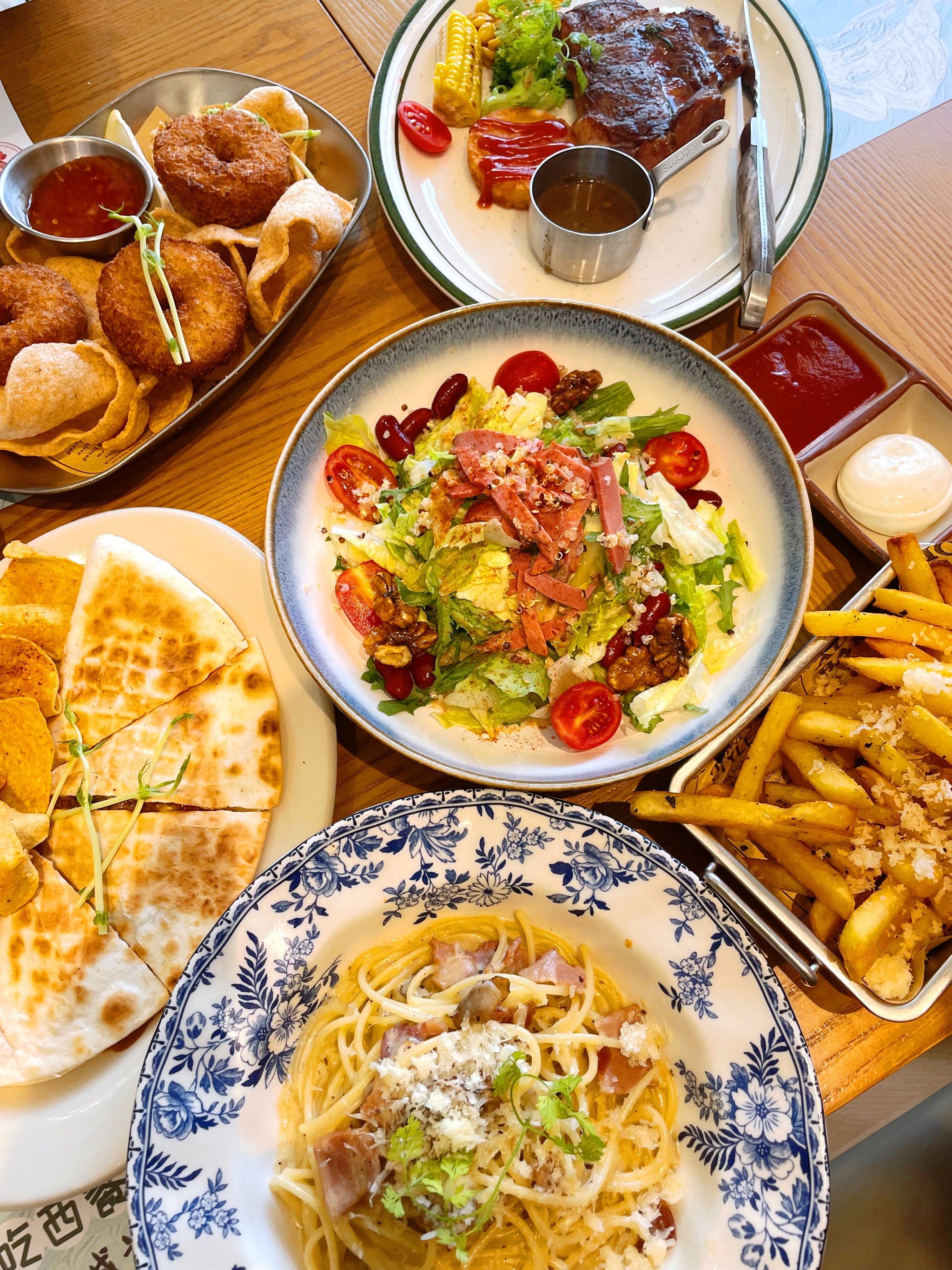 就在欧风街,合肥穷鬼有自己的萨莉亚