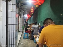 等位区-弓虽昌焖烧鸡(大竹林店)