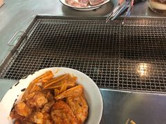 -马路牙子烧烤音乐酒馆(望京店)