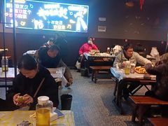 -老街烧烤大排档·地道湖北菜·龙虾馆(汉口火车站店)