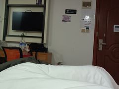 -鑫雅居公寓(广州南站地铁站店)