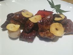 金蒜双葱爆雪花牛肉粒-不贰小院(余姚多元文化创意园店)