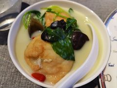 鱼汤煮时蔬-柿合缘新京菜(国金中心商场店)
