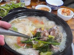 -钰洁腊排骨火锅