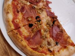 -城市大道红炉披萨烘焙坊