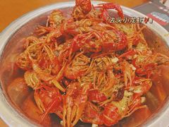 -琥珀老六龙虾(四里河店)