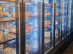 面包甜点陈列柜-MONICH牛排融合餐厅(和义大道购物中心店)