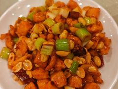 宫保鸡丁-鑫巴蜀小镇 · 水煮鱼专研店(玉桥店)