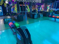 -世代星球·保龄球·镭战真人CS·团建(杨浦店)