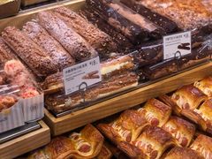 -巴黎贝甜(大宁国际商业广场店)