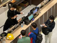 -上海虹桥中心爱琴海亚朵S酒店