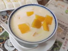 -周大娘牛乳(旧寨古村总店)
