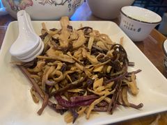 -小厨子私房菜·云南美食店