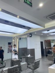-首脑美发沙龙