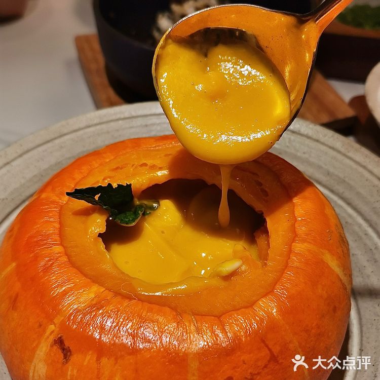 出了南京南站直奔这家韩料……
