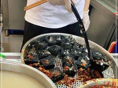 -黑色经典臭豆腐·湖南特产(步行街店)