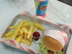 -FATBURGER 特富客汉堡(外交公寓店)