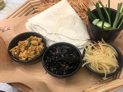 -丁里羊肉小镇(天鹅湖总店)