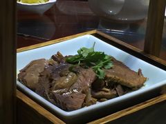 -窄巷子陕菜馆·地道陕西菜(粉巷店)