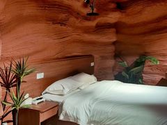 -幸栖洞穴设计酒店(成都春熙路店)