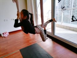 -Yvon yoga 瑜伽·精准体态管理中心