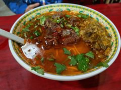 -金杨拉面王小吃面馆·牛三宝面·红烧牛肉粉