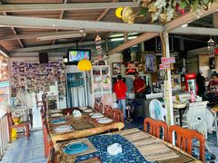 -ROAST coffee & eatery