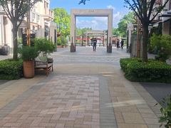 -比斯特上海购物村精品奥特莱斯
