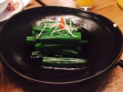 -爱啤精酿·民谣酒馆(滨江店)