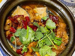 肥肠臭豆腐砂锅-南京大牌档(香港广场店)