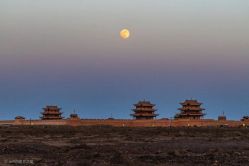 -Lisamoon礼慕纱婚纱礼服高级定制