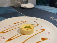 -又见马甲M8融合西餐厅(体育中心店)